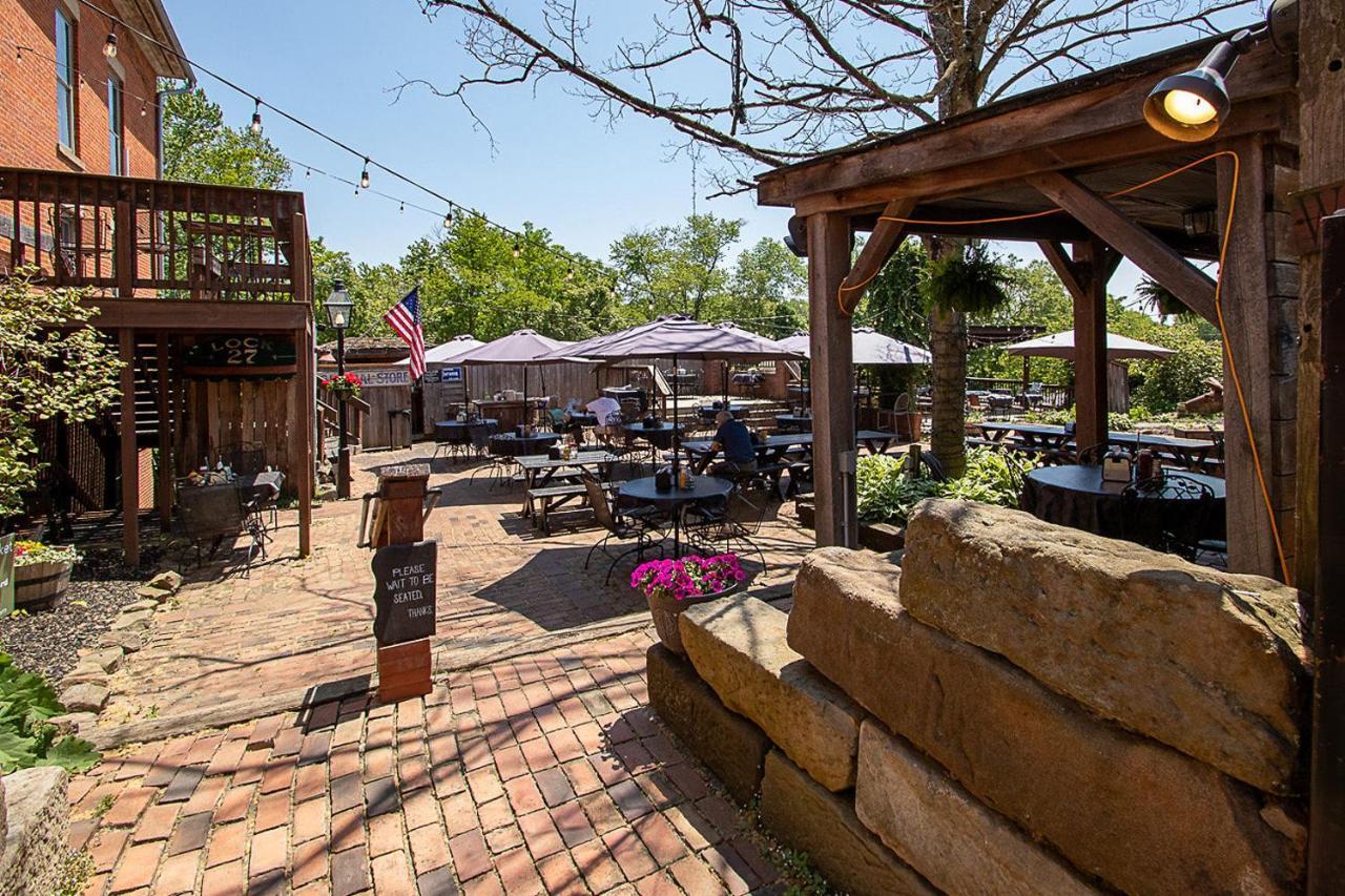 Country Squire Inn And Suites Coshocton Eksteriør bilde